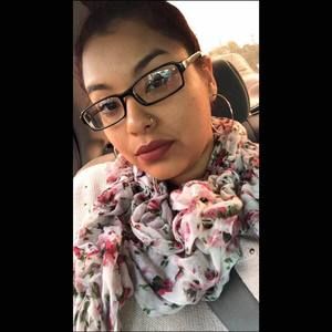 Meet your Posher, Elessa